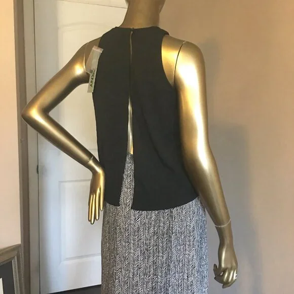 𝐃𝐊𝐍𝐘 Graphic Slip On Dress ⪢⪢ NEW WITH TAGS!! - Picture 6 of 13